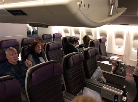 boeing 777-200 united premium plus|Review: United Airlines Premium Plus (premium economy).